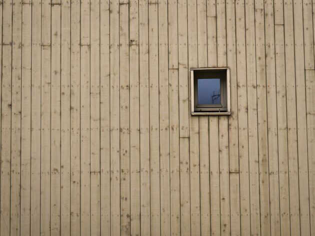 Fenêtre sur bois