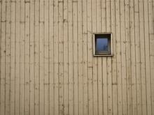 Fenêtre sur bois