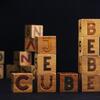 Des cubes et des lettres