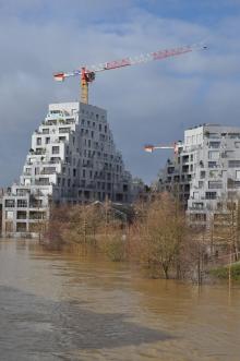 Les pieds dans l'eau 