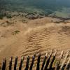 Lignes de sable et brise lame